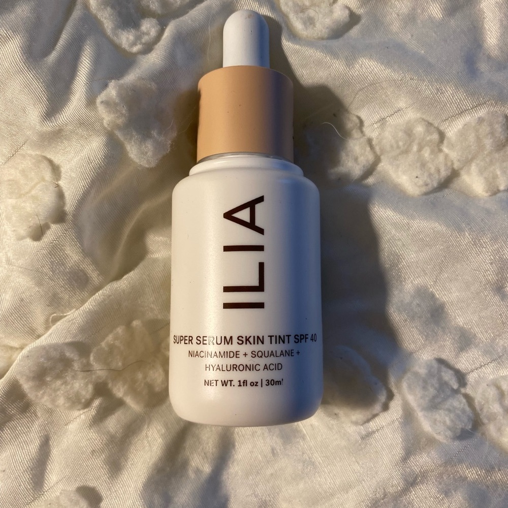 NWOT Ilia Super Serum Skin Tint SPF 40